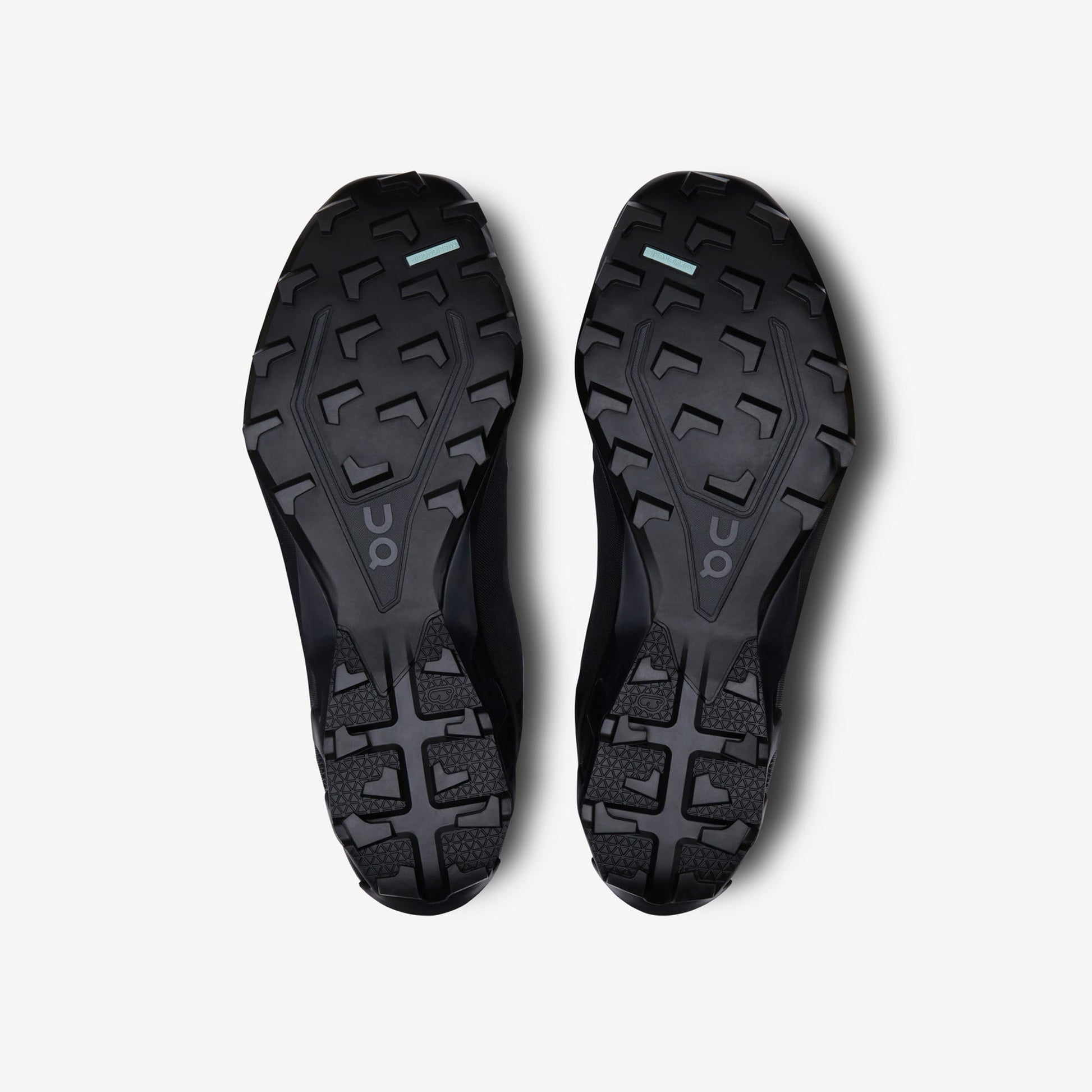 Women Kith On Running x Post Archive Faction WMNS Cloudventure Peak - All Black