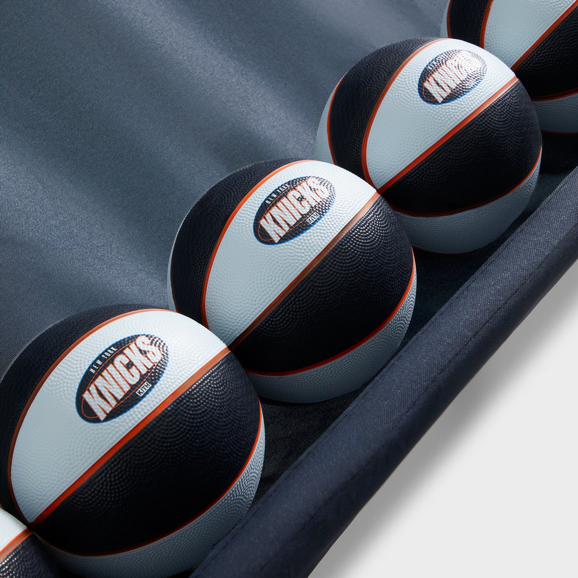 Men|Women Kith Kith & Pop-A-Shot for the New York Knicks Home Dual Shot