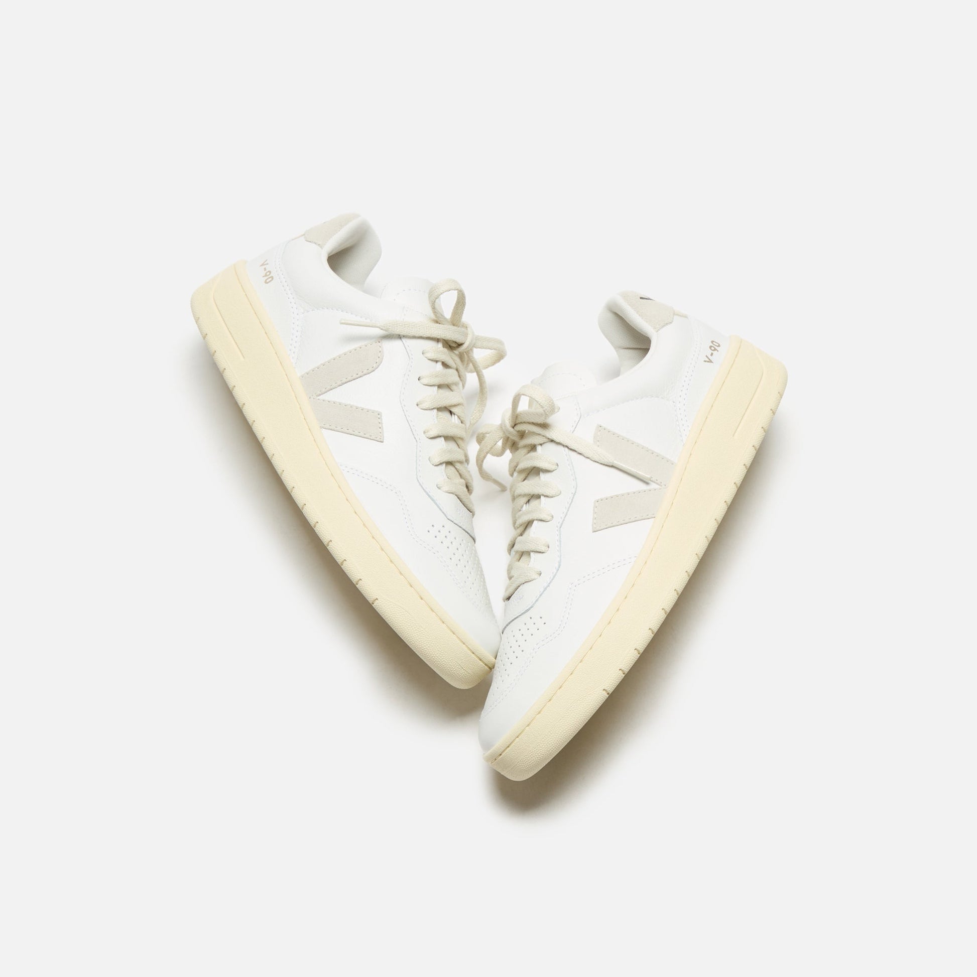 Men Kith Veja V-90 - Extra White / Natural