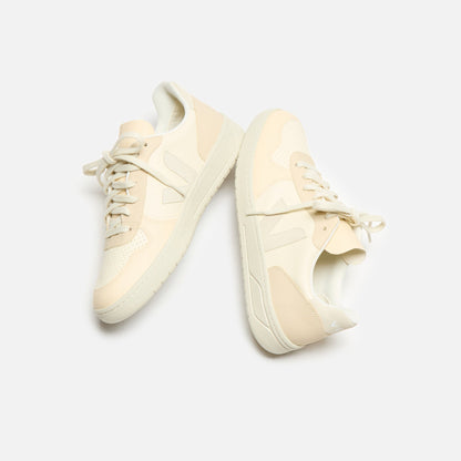 Men Kith Veja V-10 - Multico Cashew Pierre