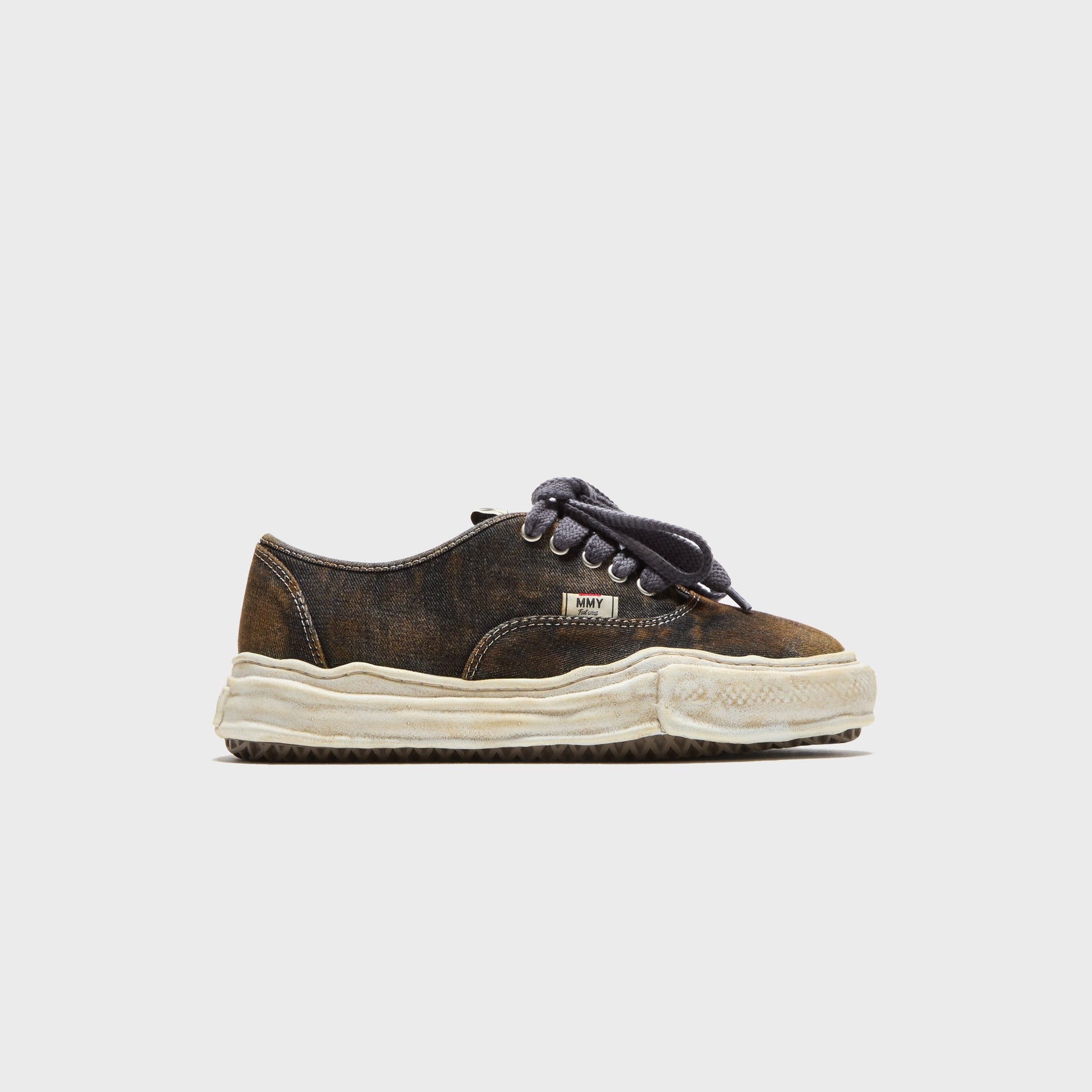 Men Kith Mihara Yasuhiro Baker Original Sole Washed Denim Low-Top Sneaker - Bla