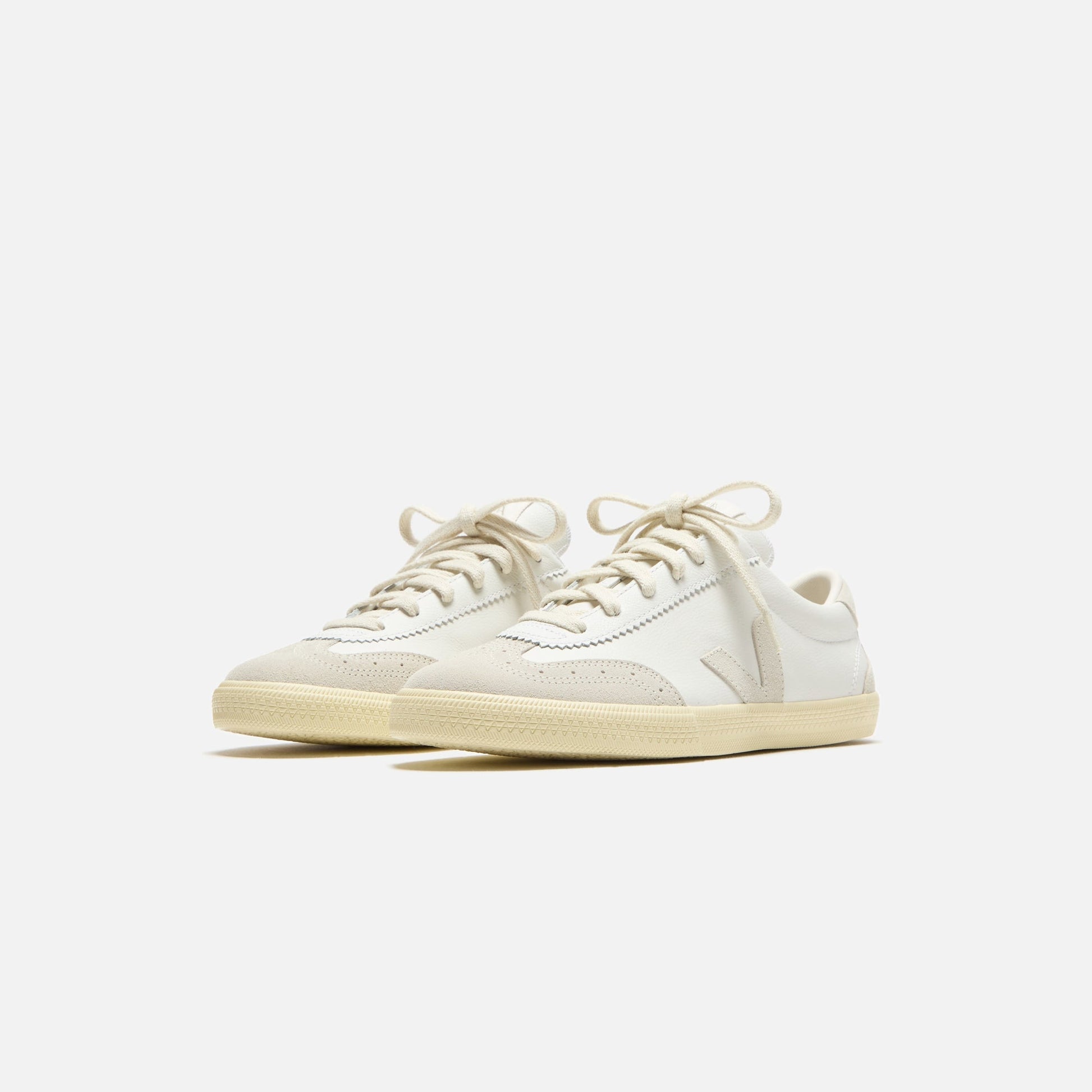 Women Kith Veja WMNS Volley - White / Natural