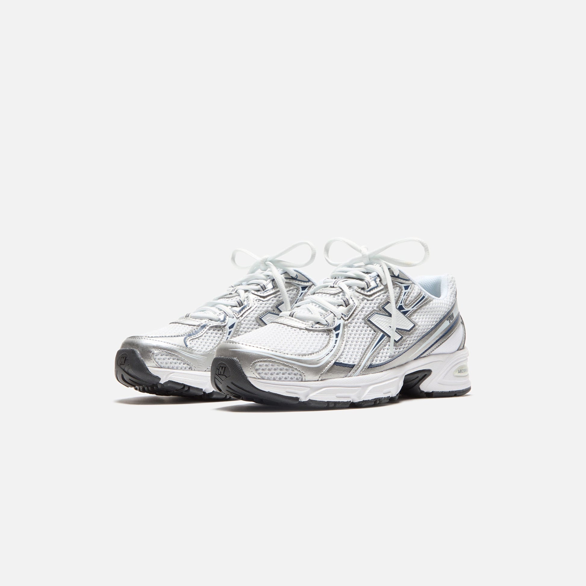 Men|Women Kith New Balance 740v2 - White / Shadow Grey / Navy