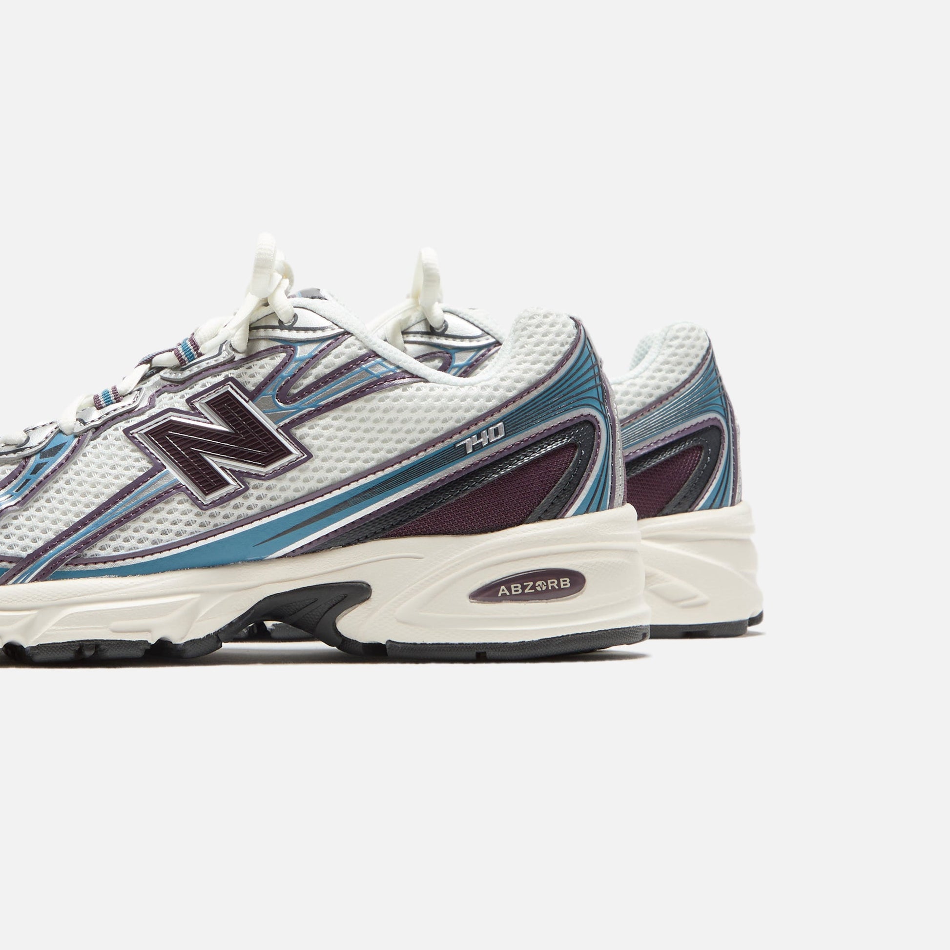 Men Kith New Balance 740 - Plum Brown / Sea Stone