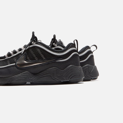 Men Kith Nike Air Zoom Spiridon - Black / Metallic Silver / Sport Red