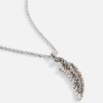Men Kith Emanuele Bicocchi Feather Pendant Necklace - Silver