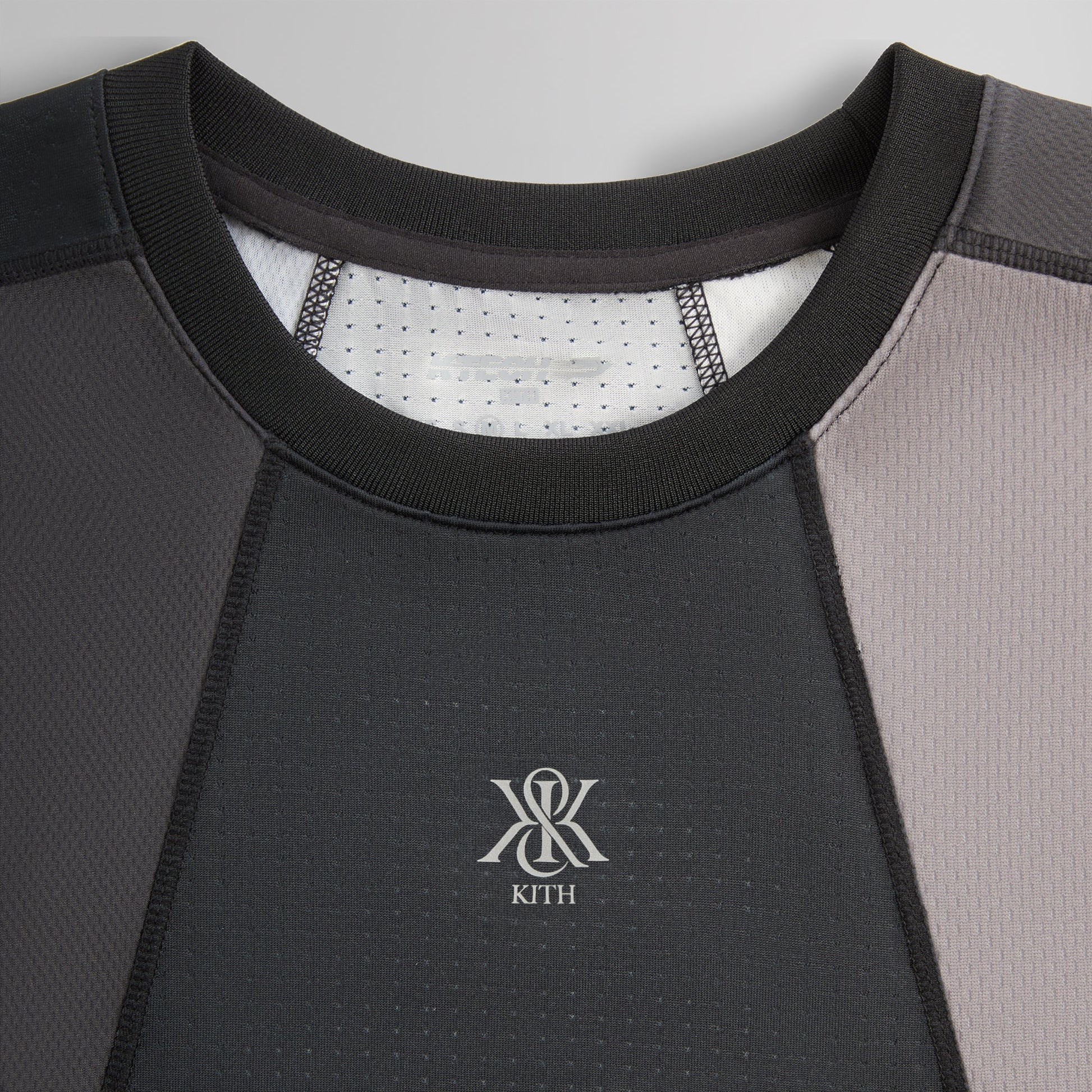Men Kith Kith Long Sleeve Panelled Otto Tee - Black