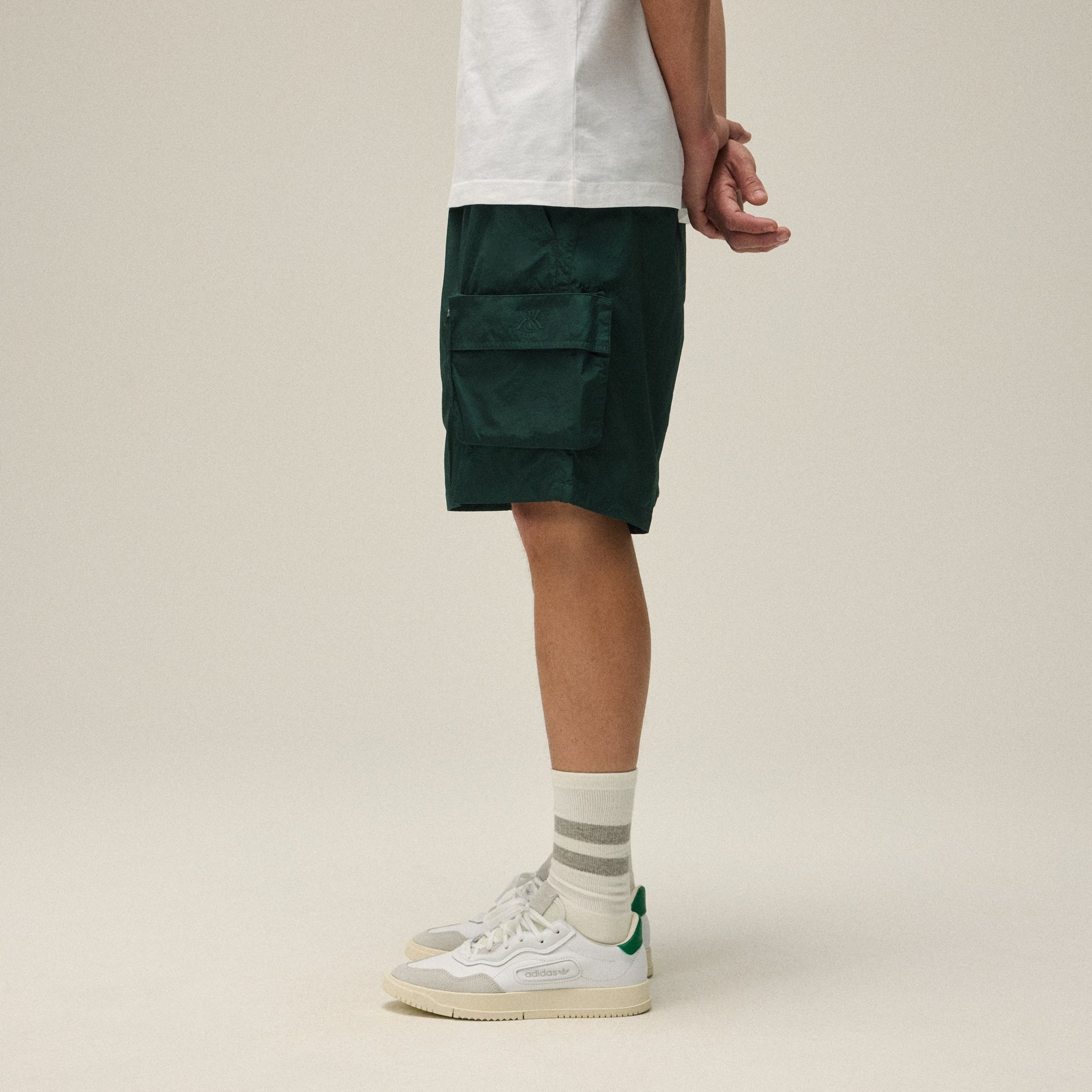 Men Kith Kith Wrinkle Nylon Evan Cargo Short - Stadium