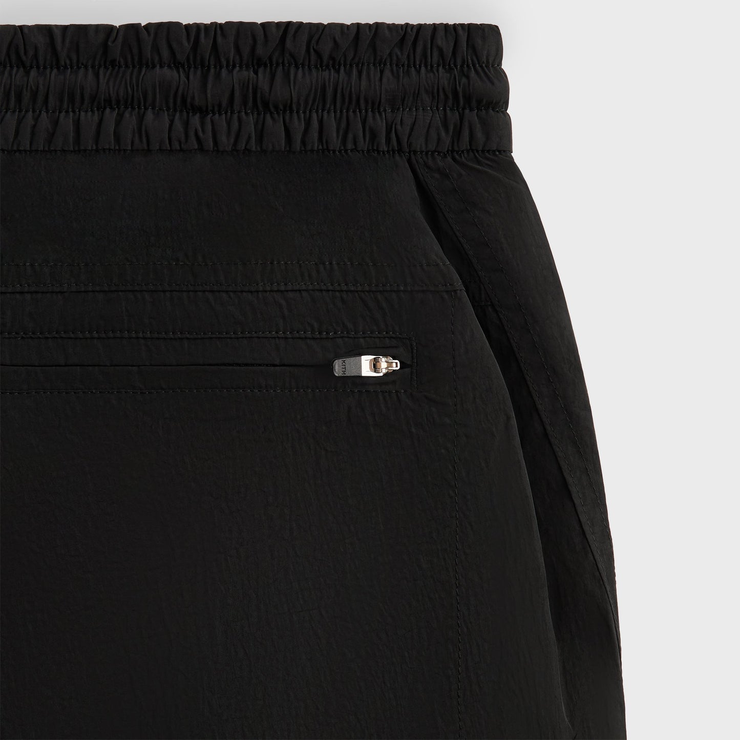 Men Kith Kith Wrinkle Nylon Evan Cargo Short - Black
