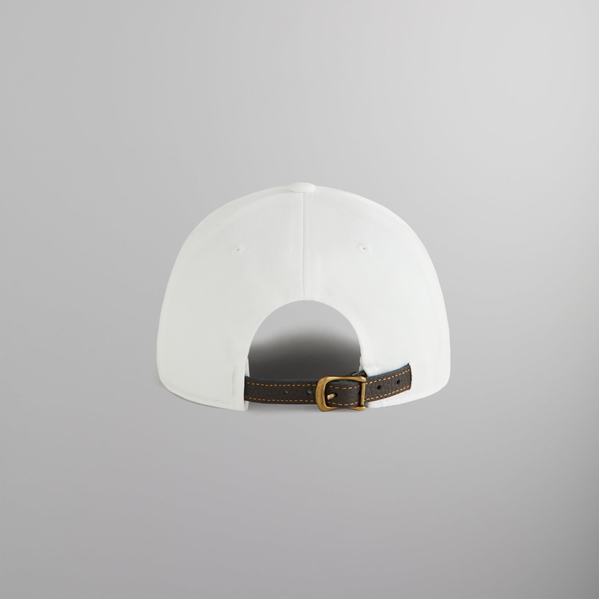 Men Kith Kith Two Tone Suede Brim Aaron Classic Cap - White