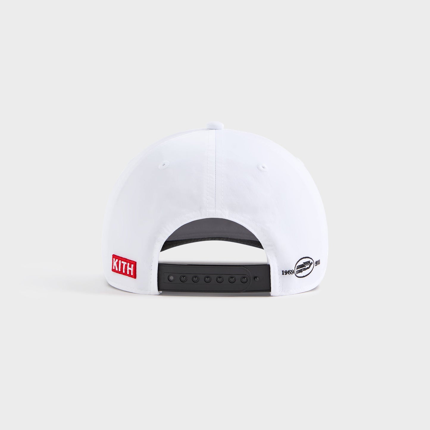Men Kith Kith for Cigarette Wrinkle Nylon Bay Low Pinch Crown Snapback - White