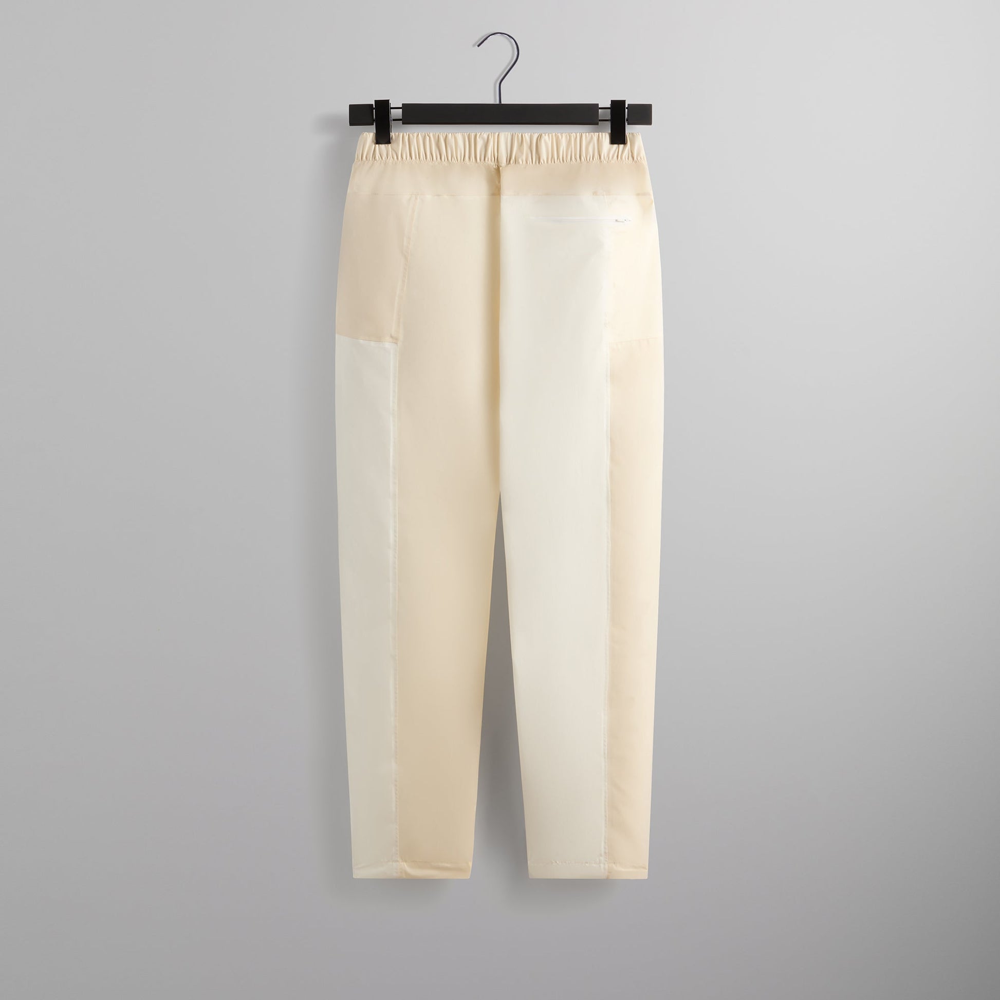 Men Kith Kith Color-Blocked Belted Callum Pant - Whisper