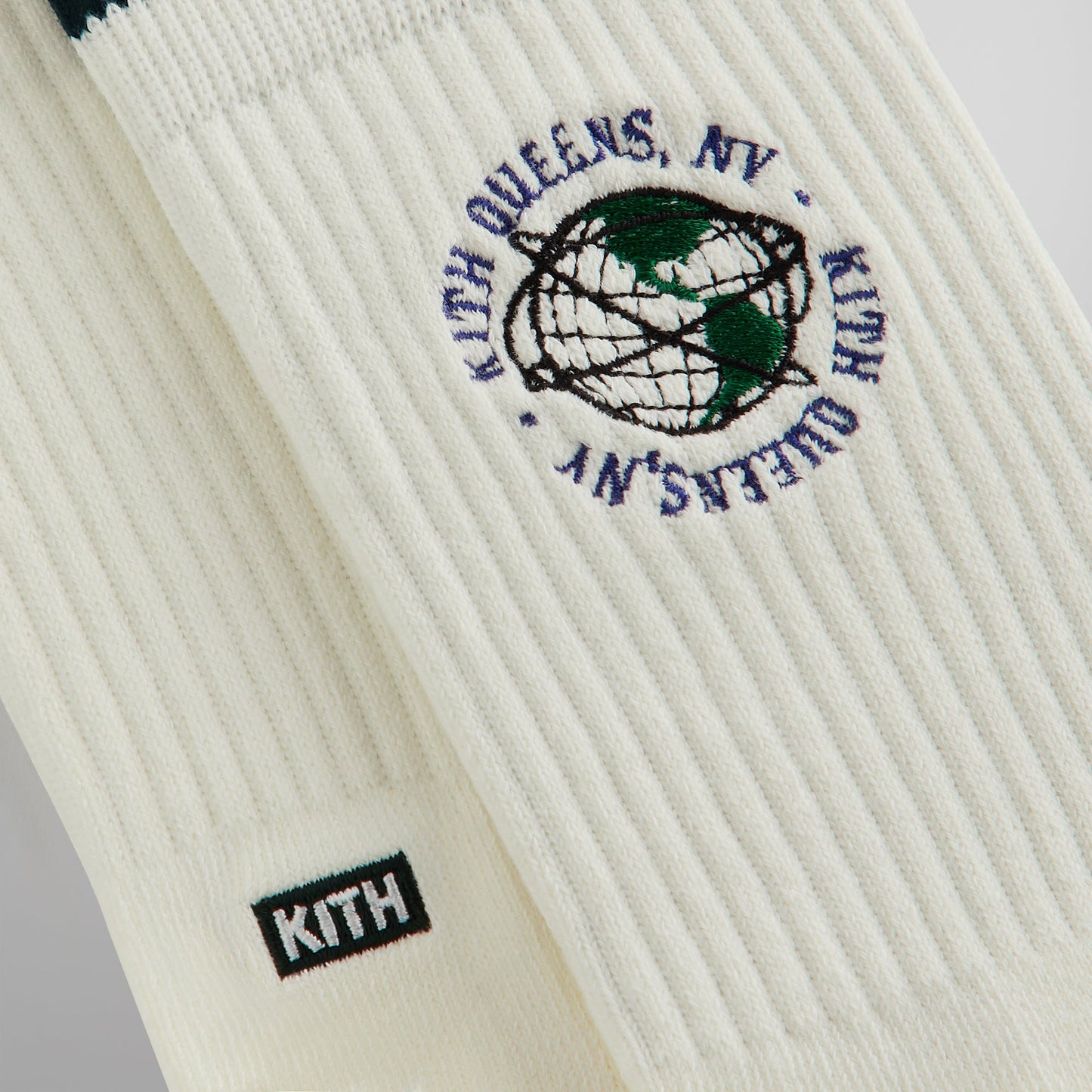 Men Kith Kith Embroidered Globe Crew Sock - Silk