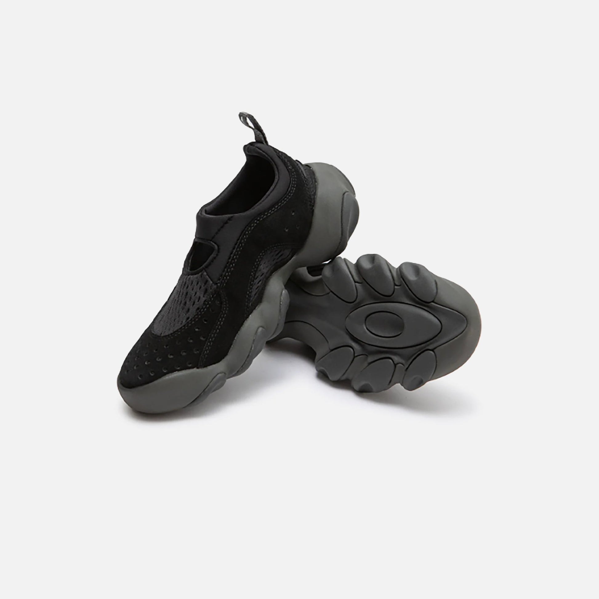 Men Kith Oakley Suede Flesh Sandal - Black
