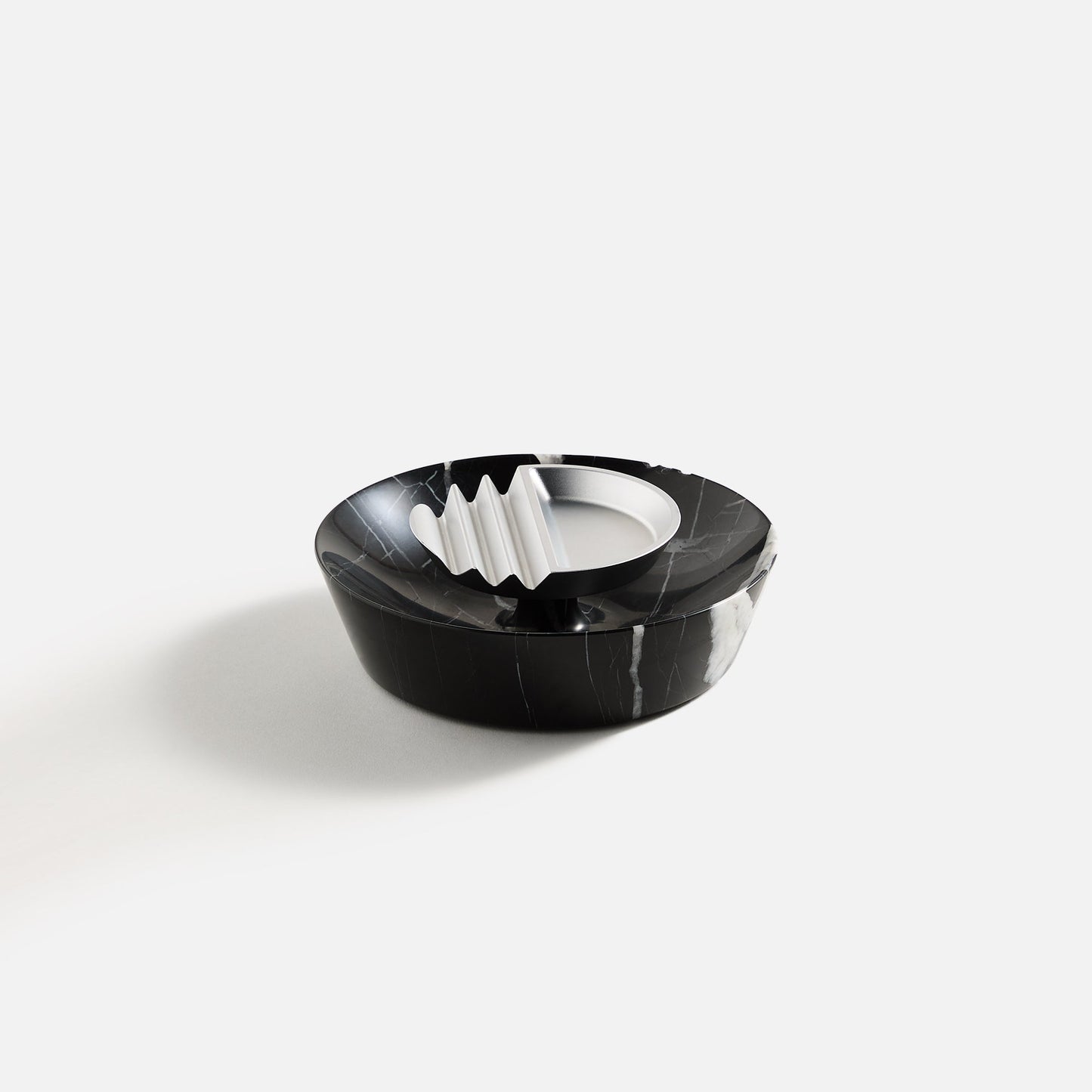 Women Kith Houseplant Ridge Ashtray - Black