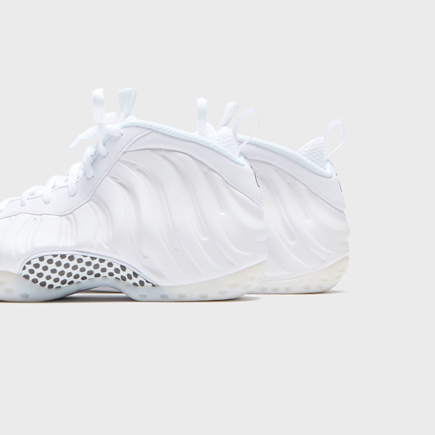 Men Kith Nike Air Foamposite One - Soft White / White