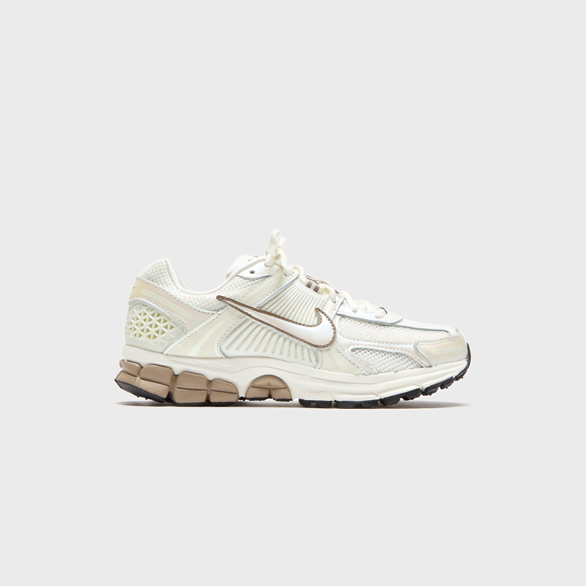 Men|Women Kith Nike WMNS Zoom Vomero 5 - Sail / Mink Brown / Black