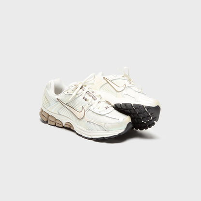 Men|Women Kith Nike WMNS Zoom Vomero 5 - Sail / Mink Brown / Black