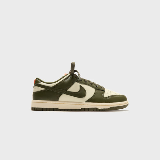 Men Kith Nike Dunk Low Retro - Coconut Milk / Rough Green / Electro Orange