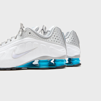 Men Kith Nike Shox R4 - Metallic Silver / White / Blue Lagoon