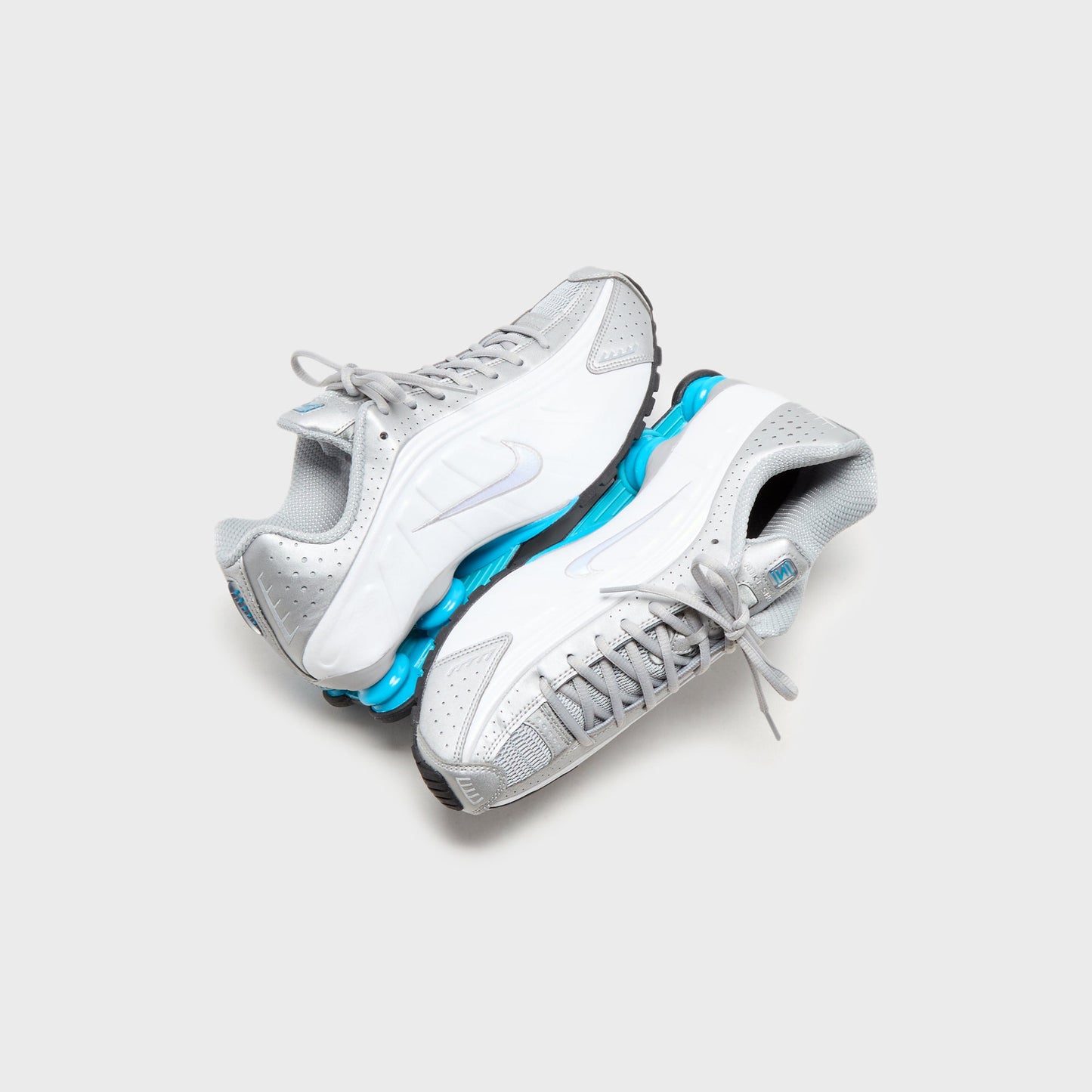 Men Kith Nike Shox R4 - Metallic Silver / White / Blue Lagoon