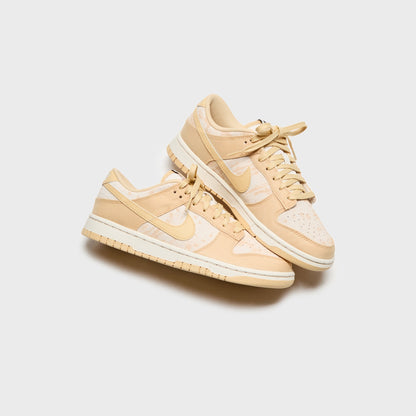 Women Kith Nike WMNS Dunk Low - Light Orewood Brown / University Red / Black / Se