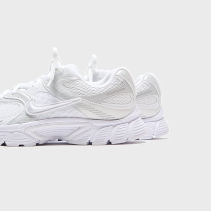 Women Kith Nike WMNS V5 Rnr - White /Black / Metallic Silver