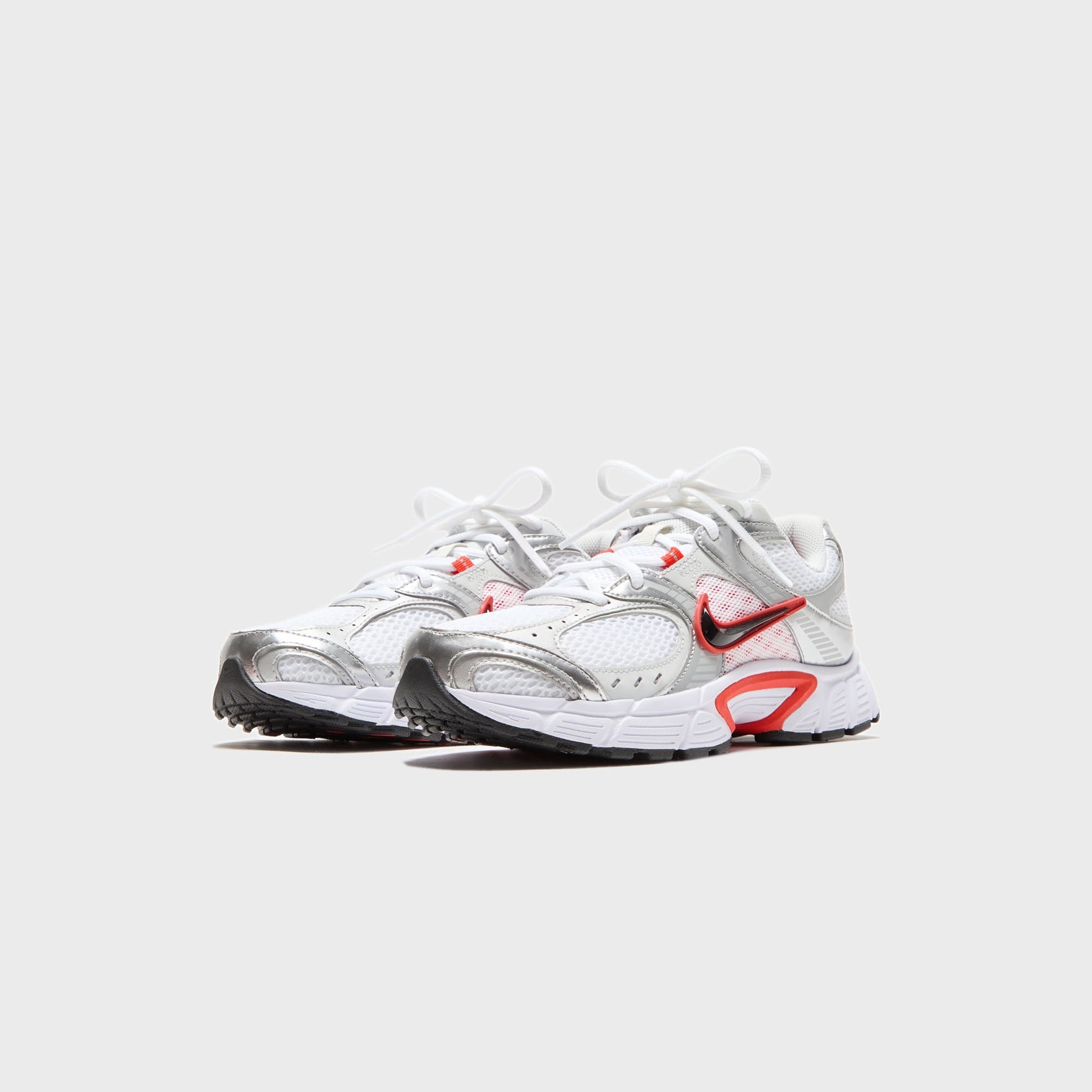 Women Kith Nike WMNS V5 Rnr - White / Picante Red / Vast Grey / Black