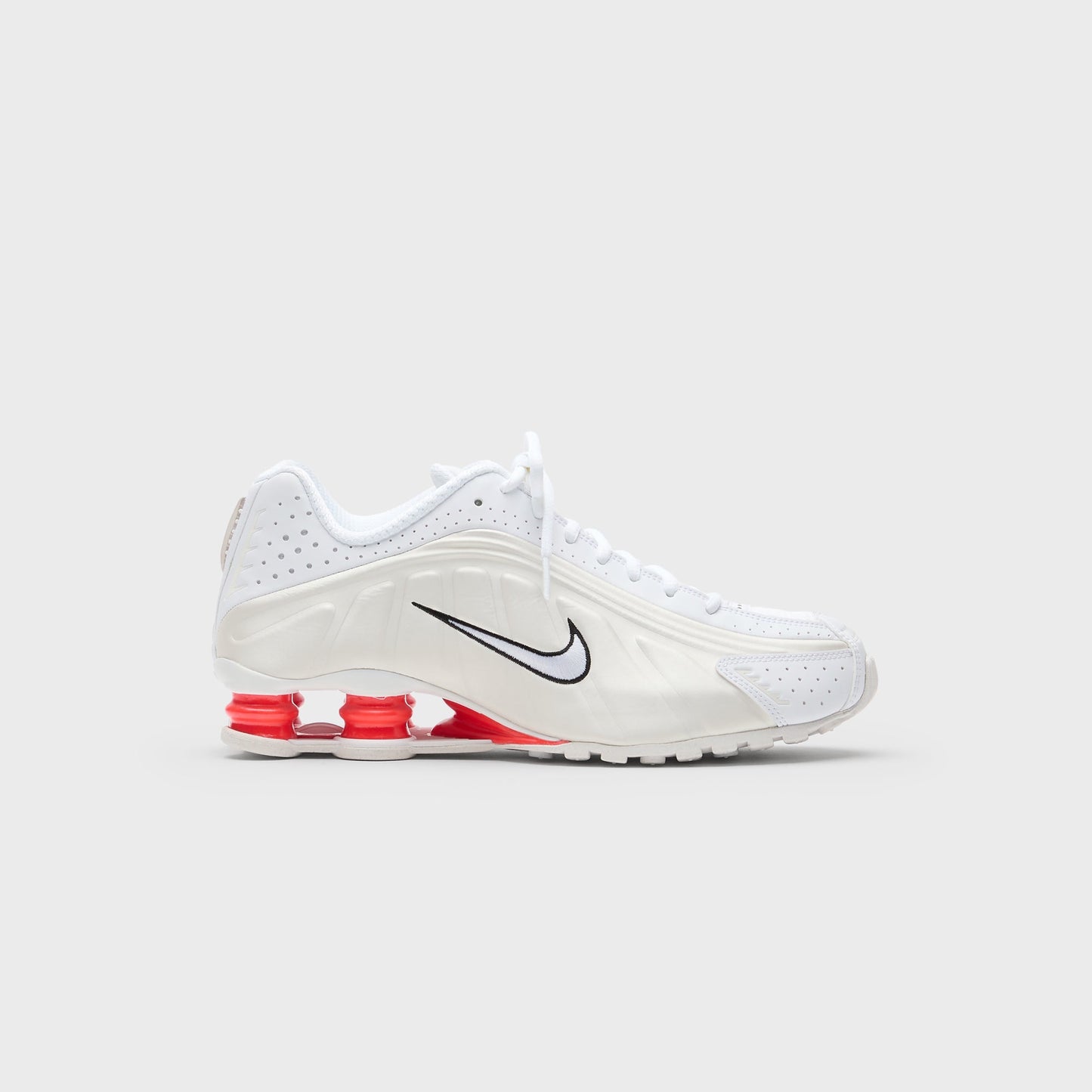 Women Kith Nike WMNS Shox R4 - White / Phantom / Picante Red