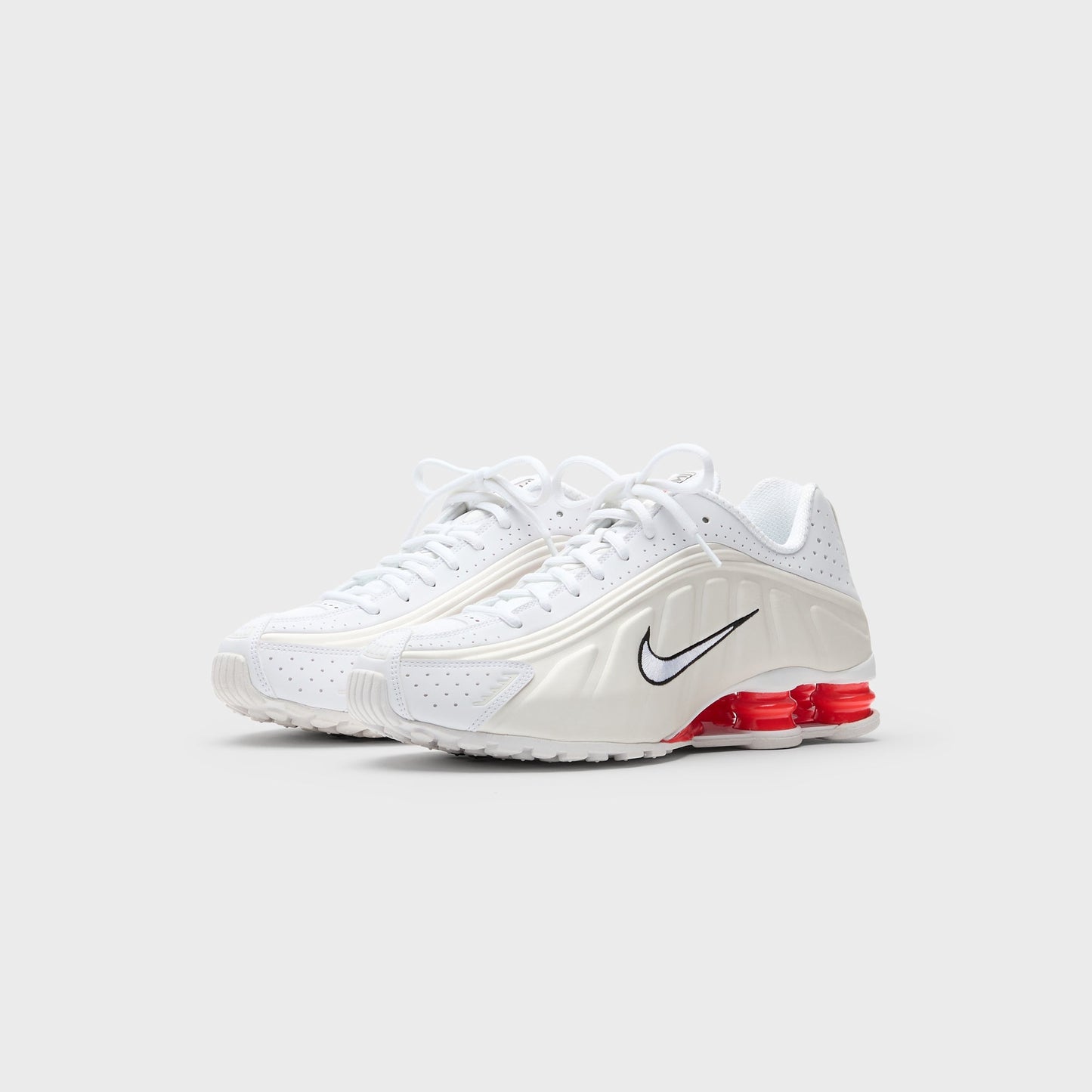 Women Kith Nike WMNS Shox R4 - White / Phantom / Picante Red