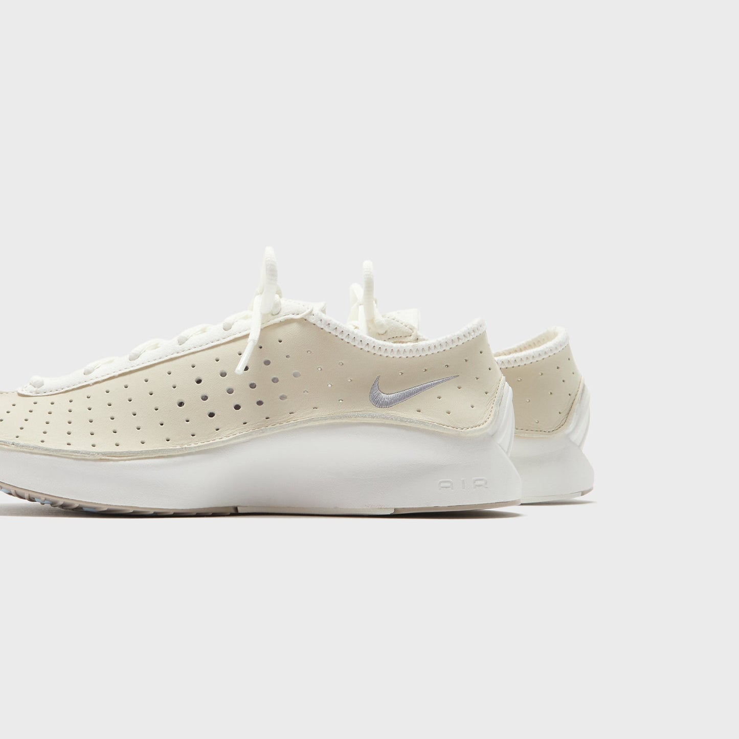 Women Kith Nike WMNS Air Superfly - Coconut Milk / Metallic Silver