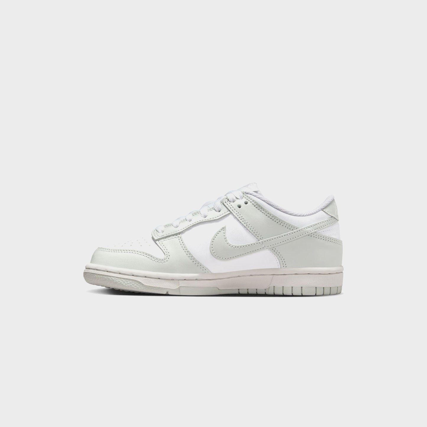 Kids Kith Nike GS Dunk Low - White / Light Silver / Photon Dust