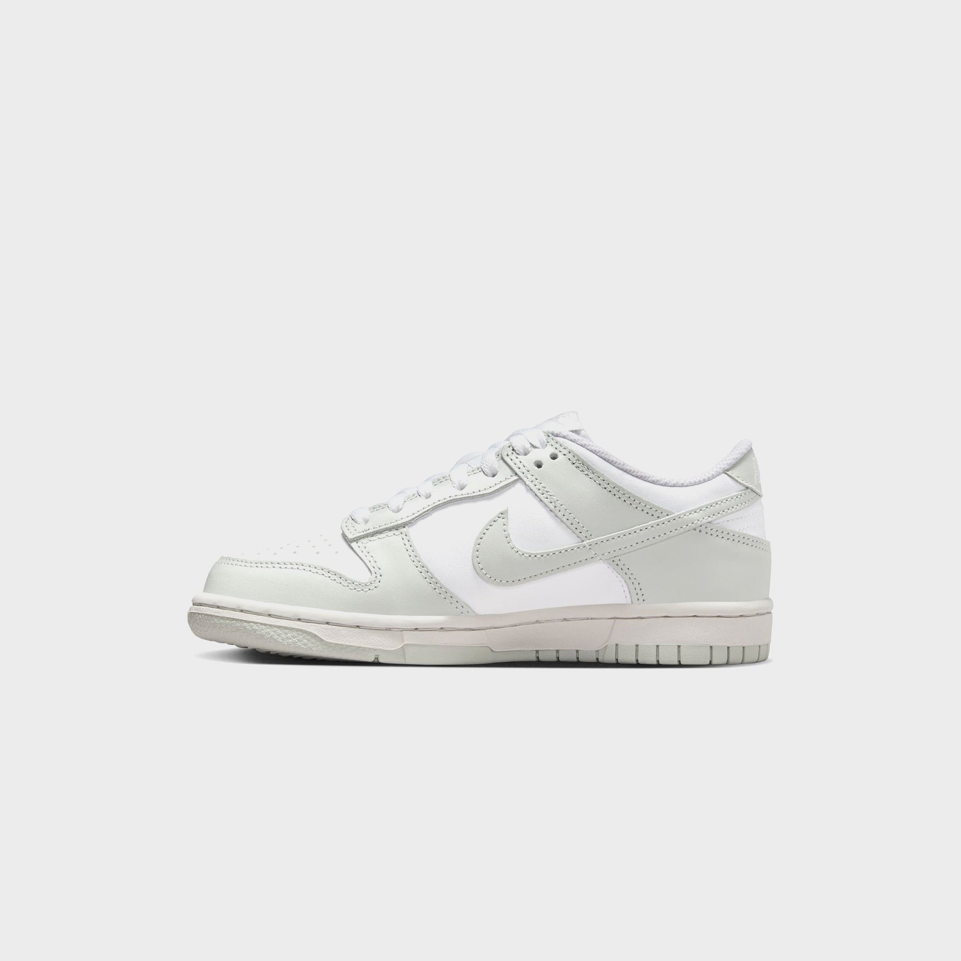 Kids Kith Nike GS Dunk Low - White / Light Silver / Photon Dust