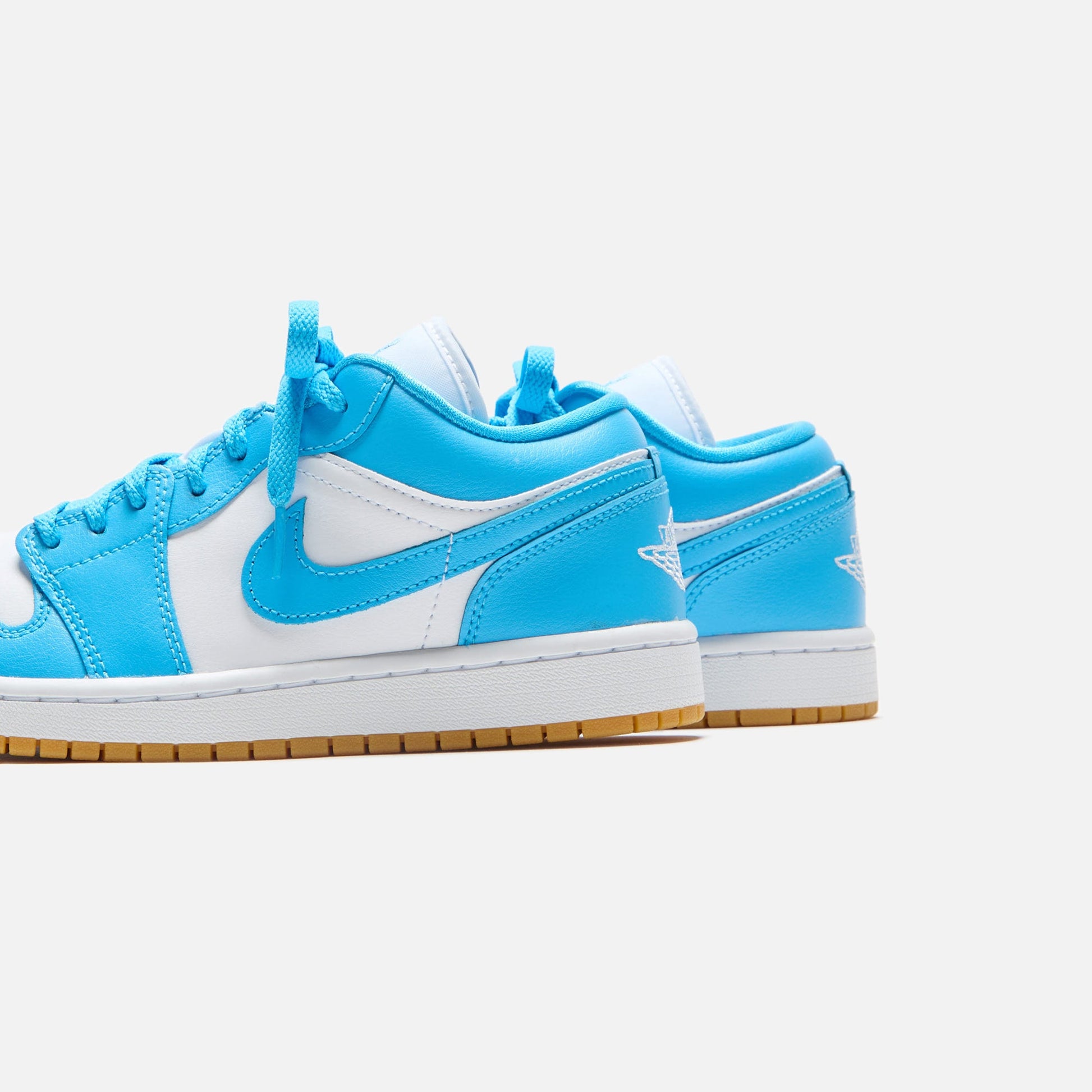 Men|Women Kith Jordan WMNS Air Jordan 1 Low - White / Gum Light Brown / Dark Powder B