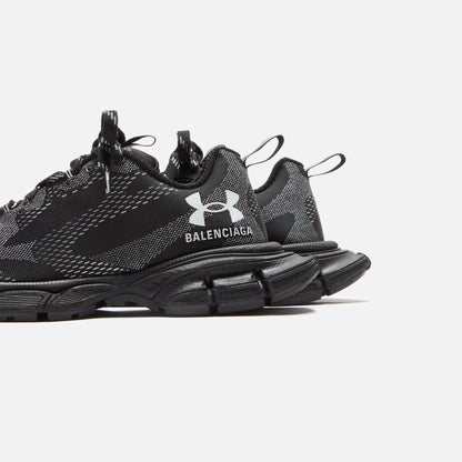 Men Kith Balenciaga x Under Armour 3XL Knit Trainer - Black / White