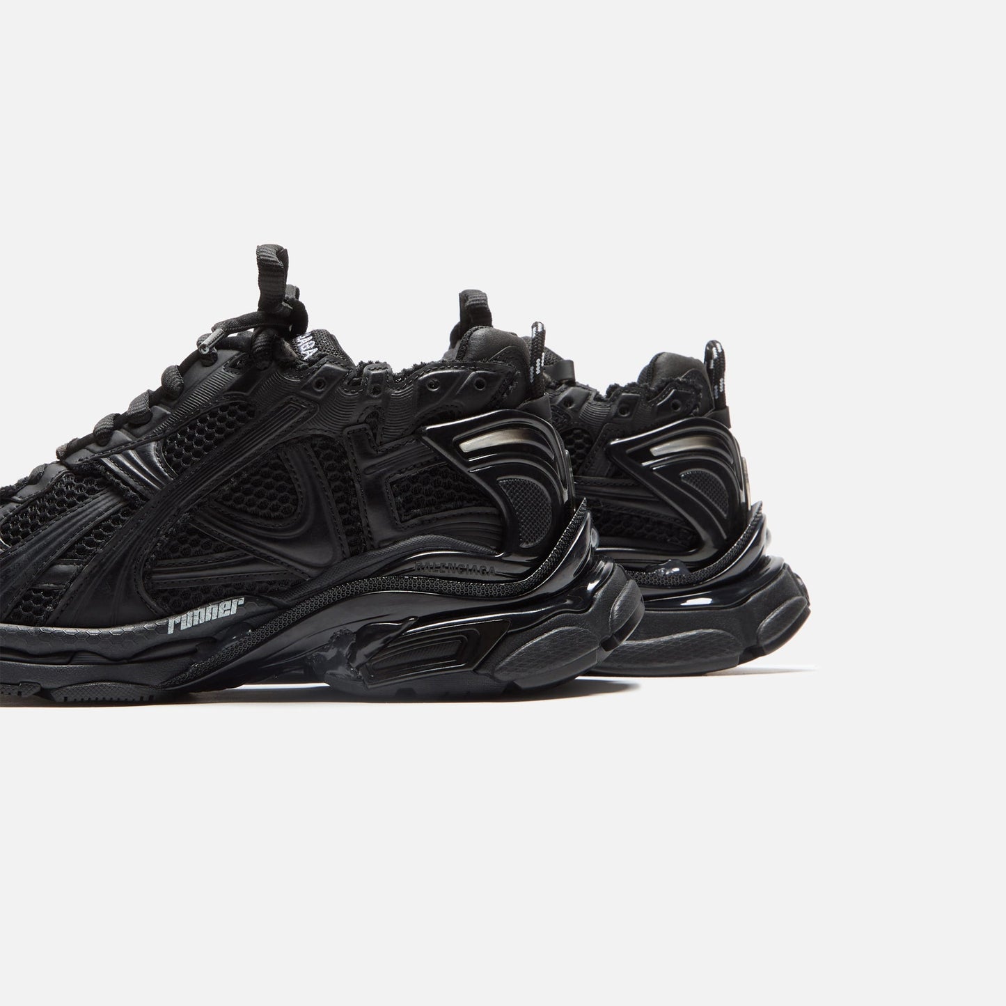 Men Kith Balenciaga Runner Sneaker - Black