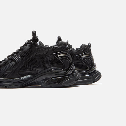 Men Kith Balenciaga Runner Sneaker - Black