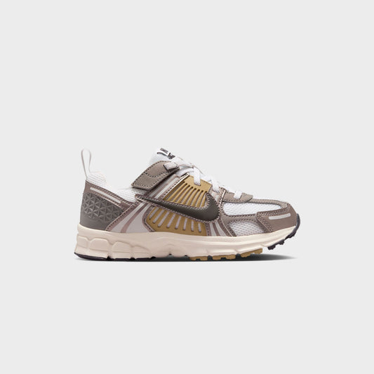 Kids Kith Nike PS Zoom Vomero 5 - Metallic Pewter / Medium Ash / Parachute Beige