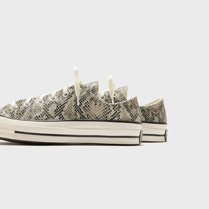 Men|Women Kith Converse Chuck 70 - Pale Surplus / Egret / Black