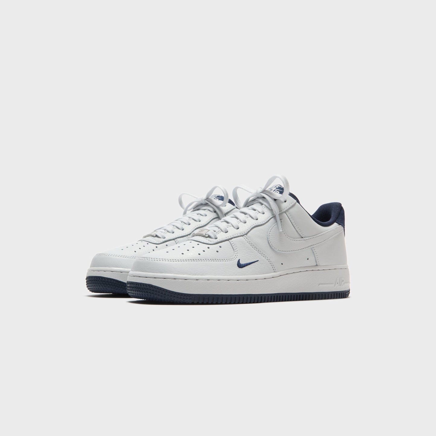 Men Kith Nike Air Force 1 ’07 Lv8 - Photon Dust / Obsidian / Photon Dust