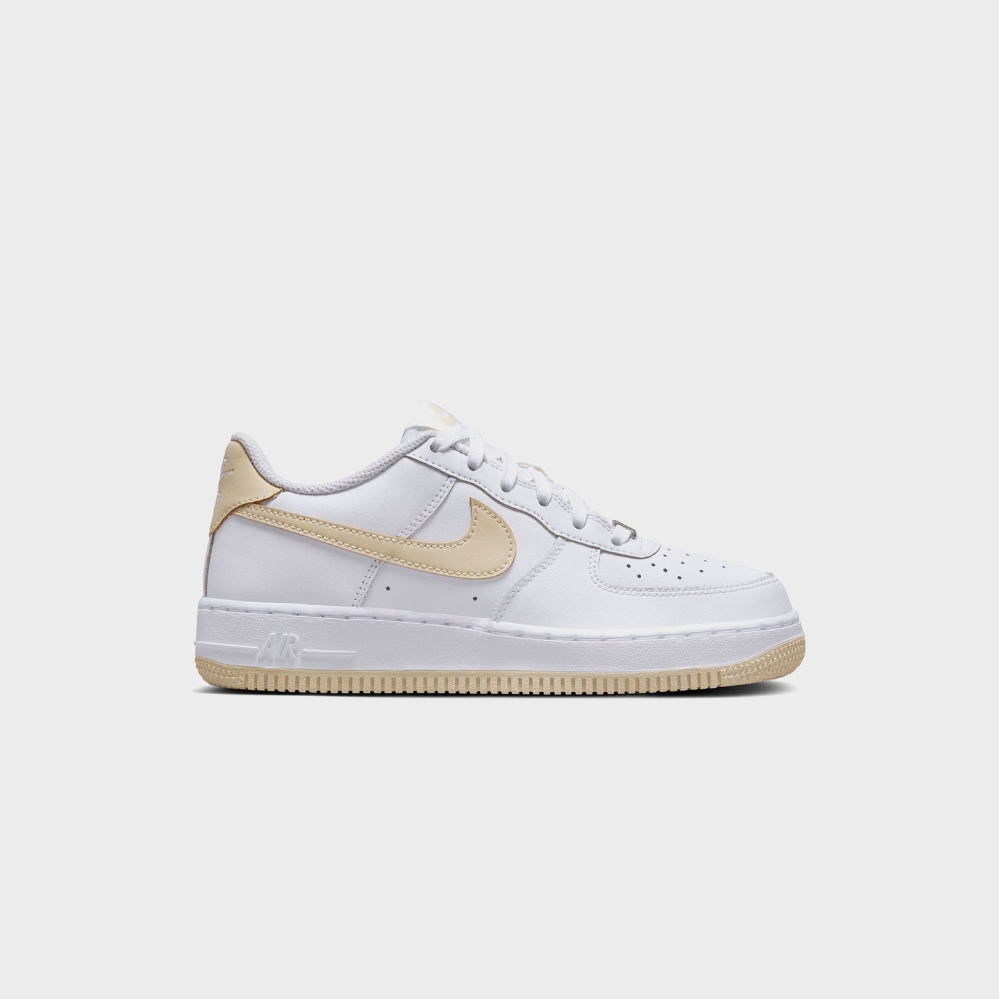 Men|Kids Kith Nike GS Air Force 1 Bg - White / Light Khaki