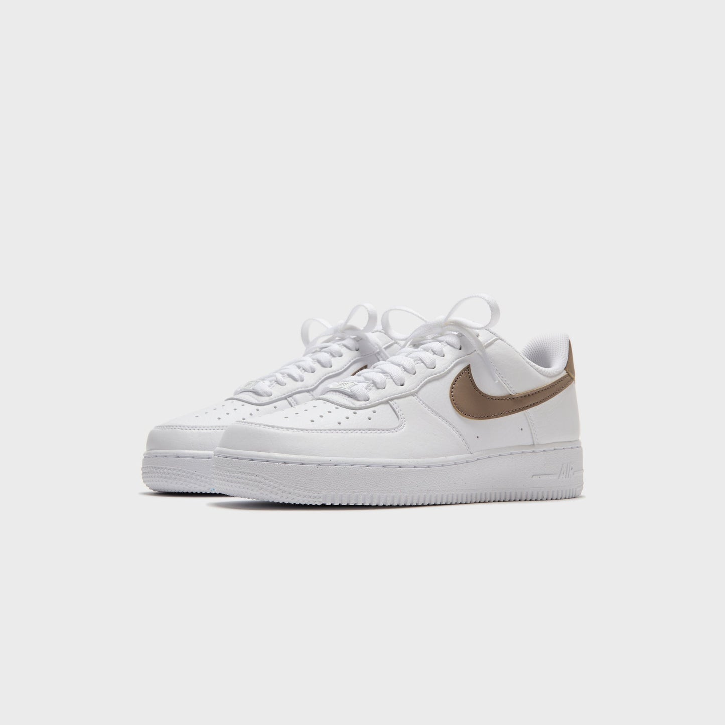 Women Kith Nike WMNS Air Force 1 '07 - White / Mink Brown