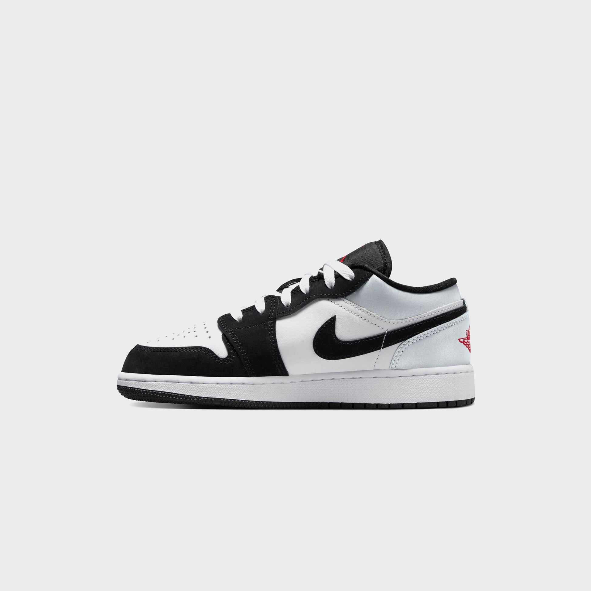 Men|Kids Kith Air Jordan GS 1 Low Se Uni - White / Black / Matte Silver / Fire Red