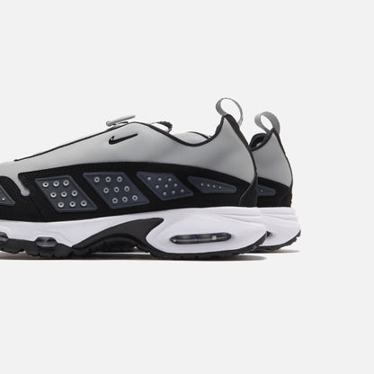Women Kith Nike WMNS Air Max SNDR - Silver / Black / White / Anthracite