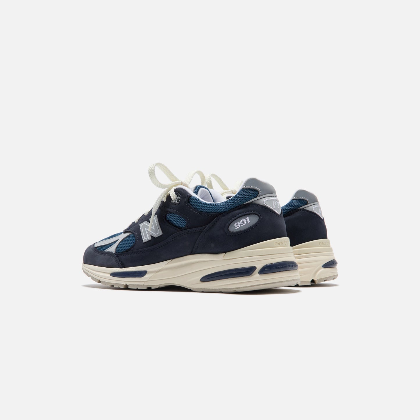 Men Kith New Balance Made in UK 991v2 - Vintage Navy / Grey