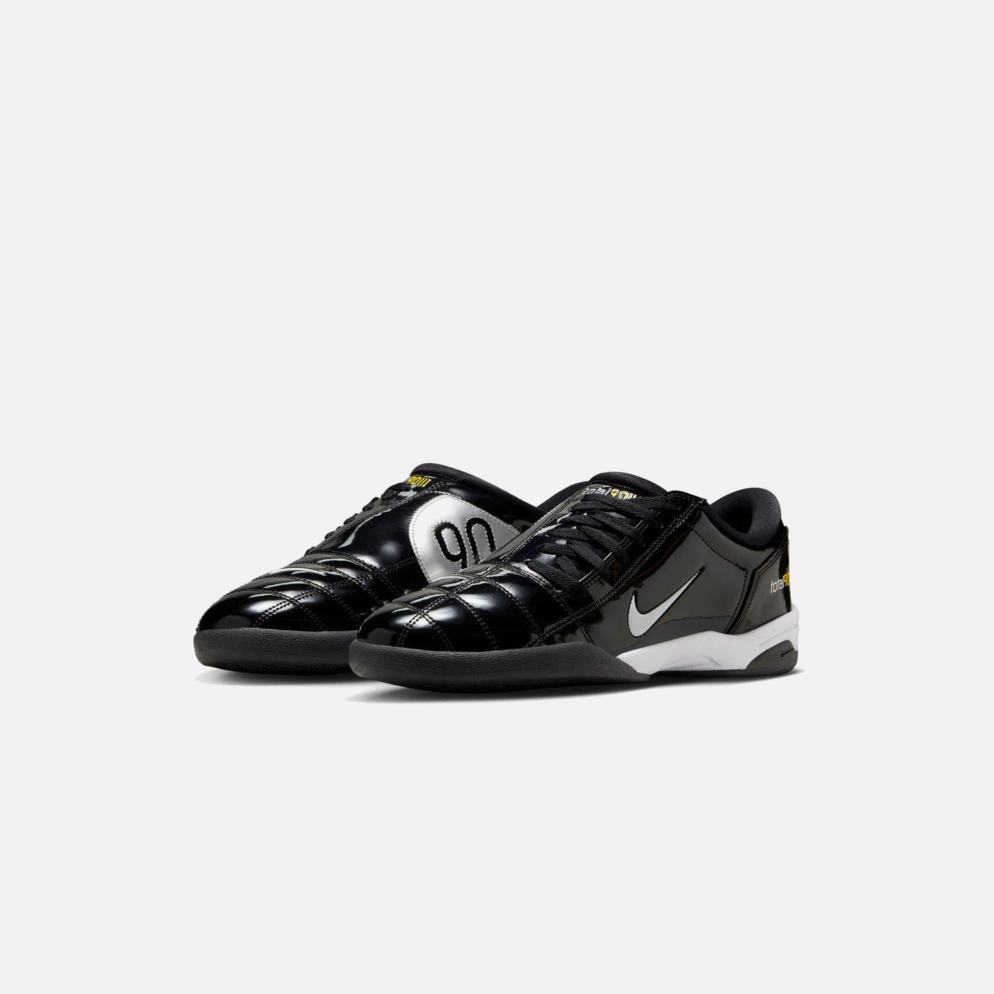Men Kith Nike Total 90 III - Black / White / Metallic Silver