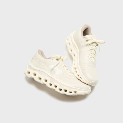 Men Kith On Running x INVINCIBLE Cloudmonster 2 - Ivory / Cream