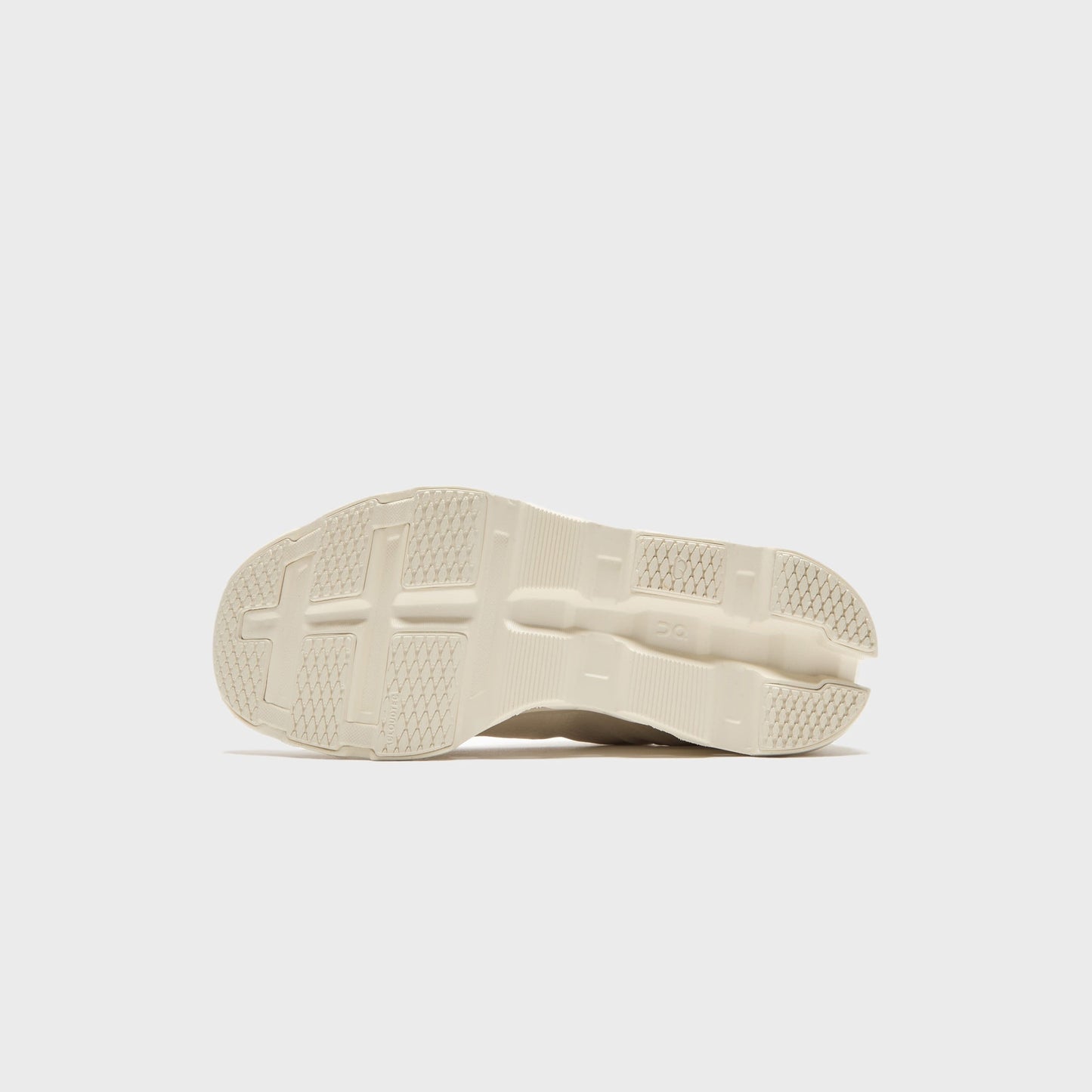 Men Kith On Running x INVINCIBLE Cloudmonster 2 - Ivory / Cream