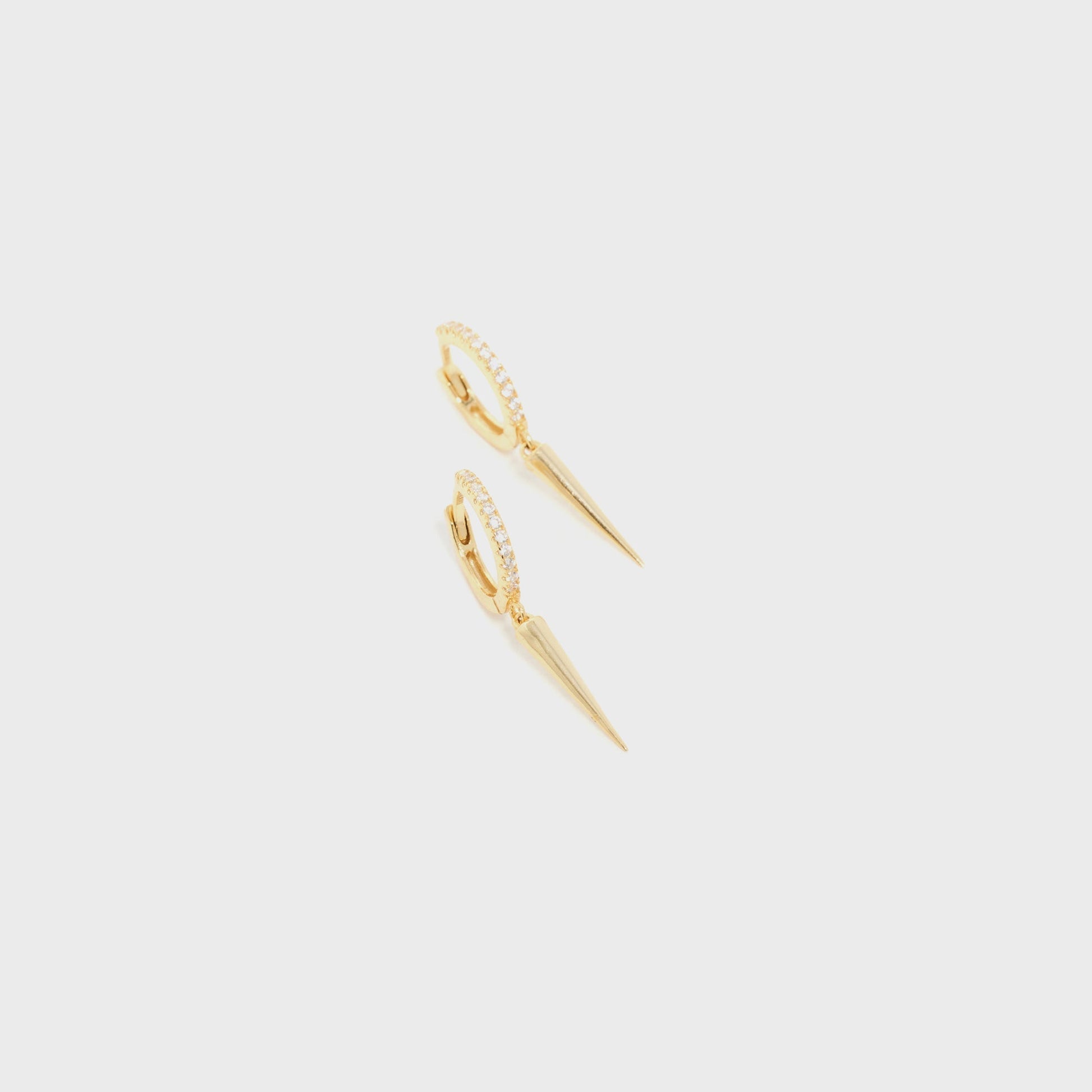 Women Kith SHASHI Dagger Huggie - Yellow Gold
