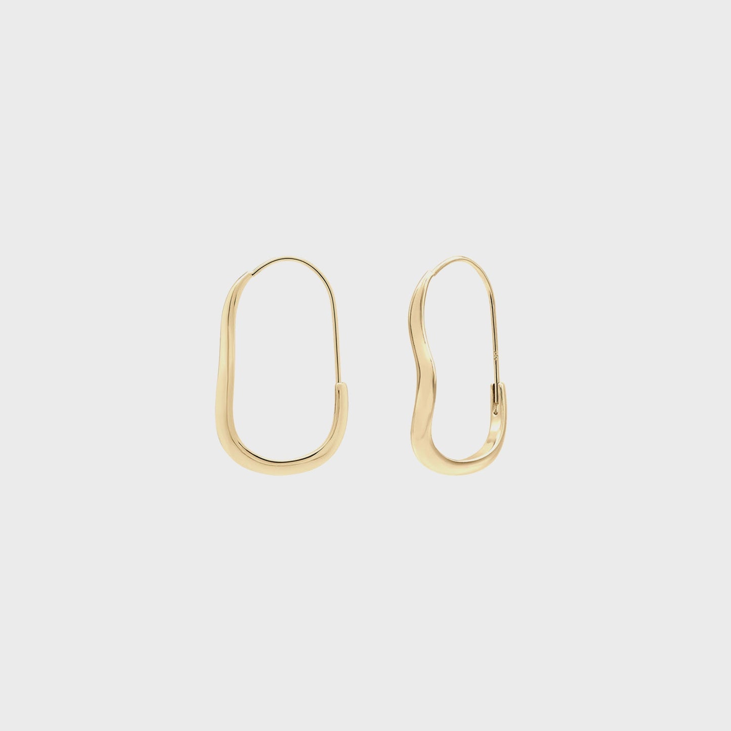 Women Kith SHASHI Mia Wave Hoop - Gold